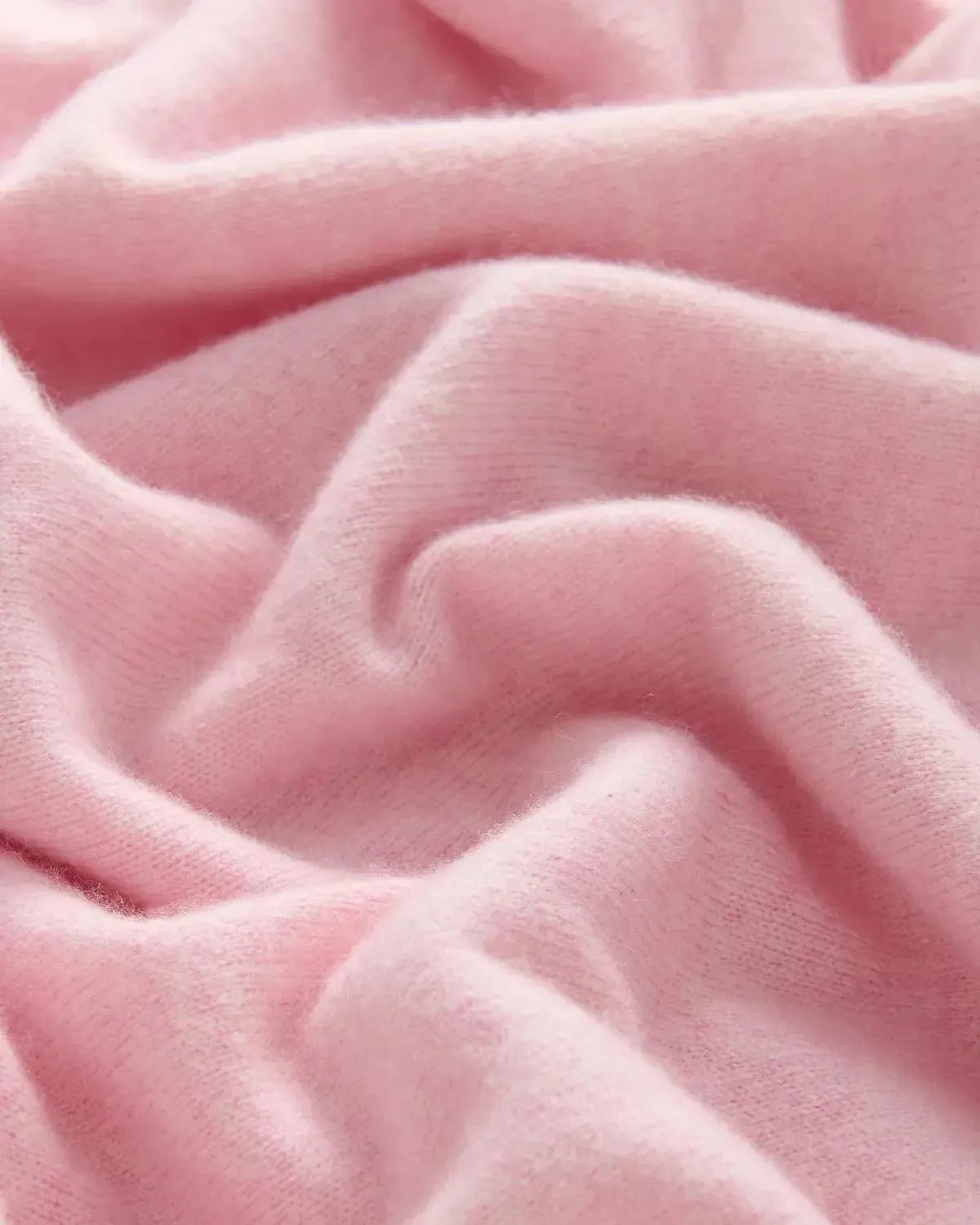 Richard James Cashmere Mix Crew Neck Pink | Preamato Luxury